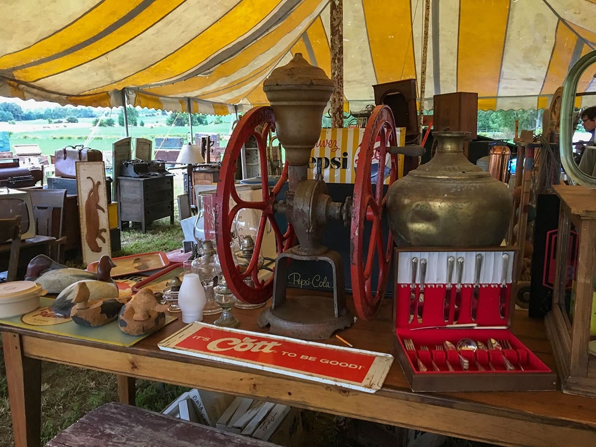 Gillander Auction Services at work