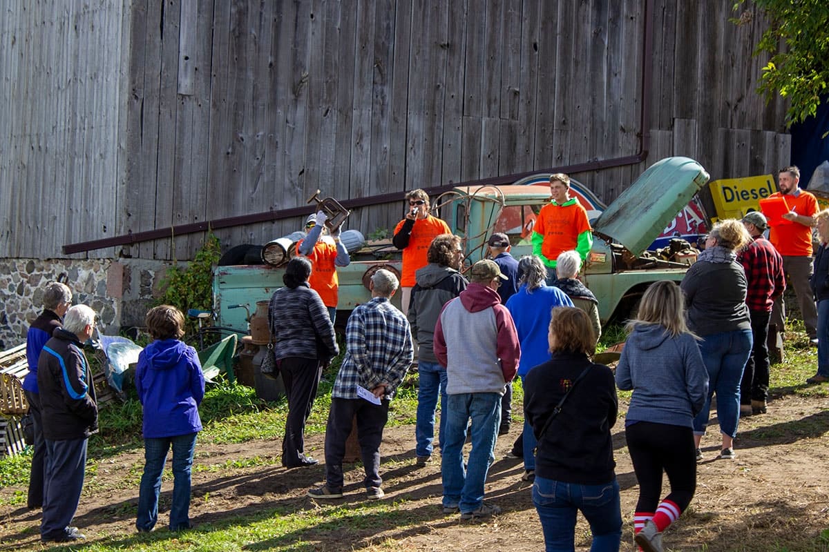 Gillander Auction Services at work
